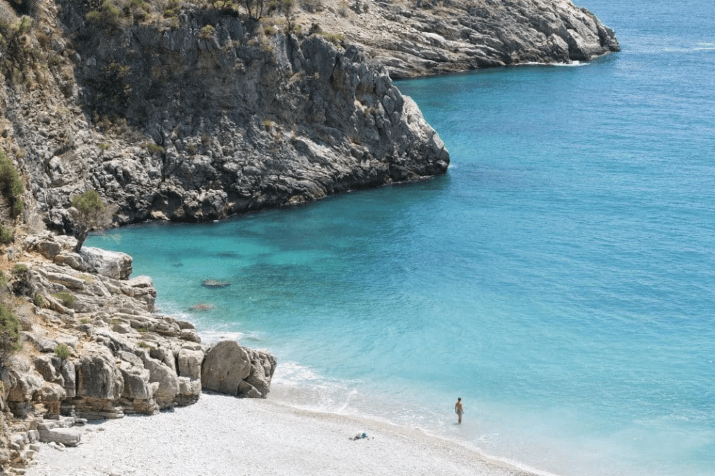 Tek Başına Yaz Tatili İçin Türkiye’den 4 Muhteşem Rota