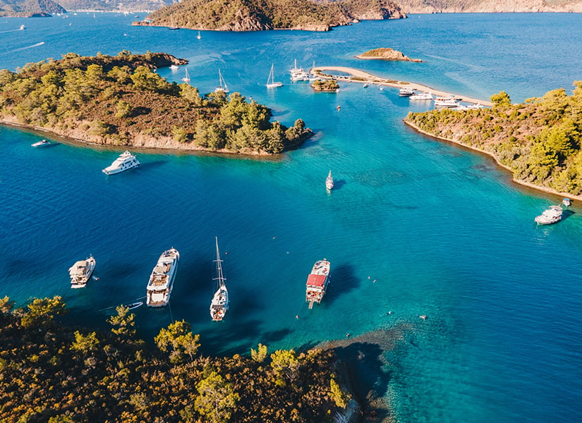 Ege ve Akdeniz’deki En Keyifli Tekne Turu Rotaları