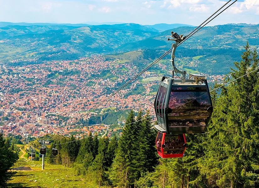 Saraybosna Gezi Rehberi: Tarihin Kalbindeki Renkli Şehir