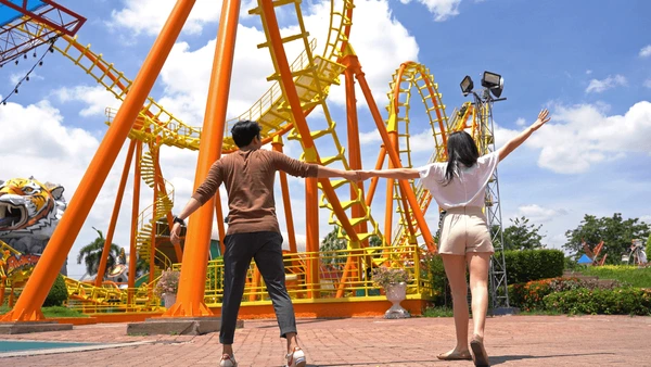 Klişeleri Sevmeyen Çiftler İçin Romantik Tatil Önerileri