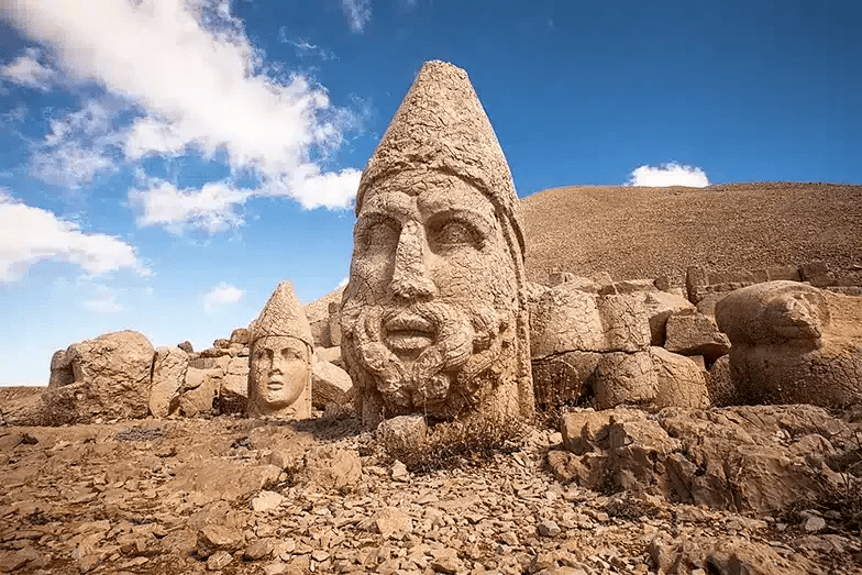 Güneydoğu'nun Bahar Aylarında Gezilebilecek Açık Hava Müzeleri