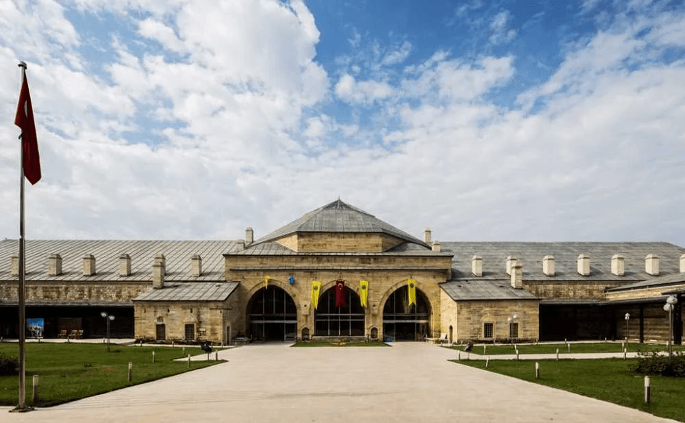 Mimarisi ve Tarzıyla Öne Çıkan Türkiye’nin Tiyatro Sahneleri