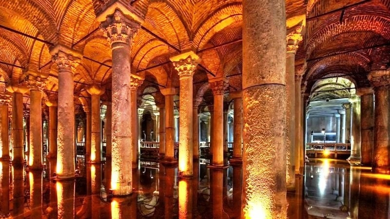 İstanbul’un 1500 Yıllık Yer Altı Hazinesi: Yerebatan Sarnıcı