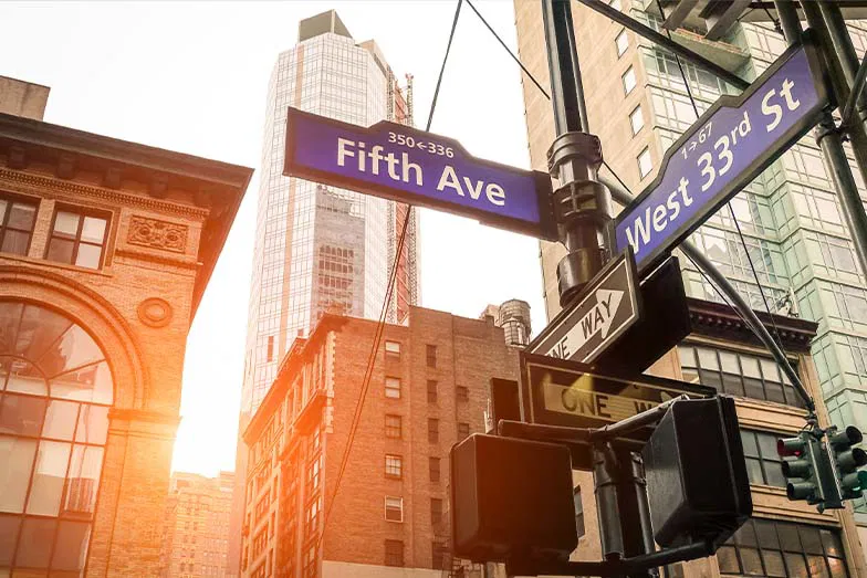 Dünyanın En İkonik Alışveriş Caddeleri: Hem Keşfet Hem Alışveriş Yap